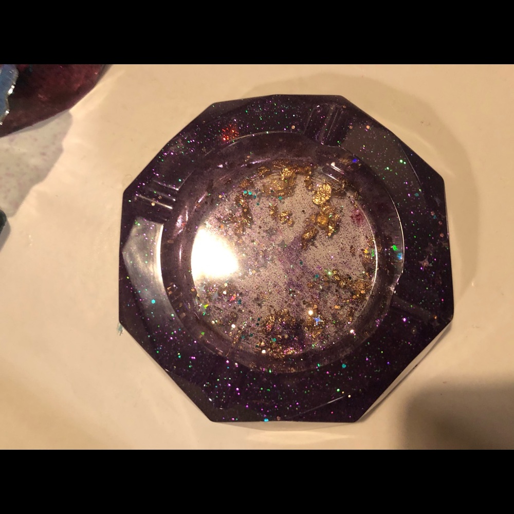 Large purple with gold flake ashtray